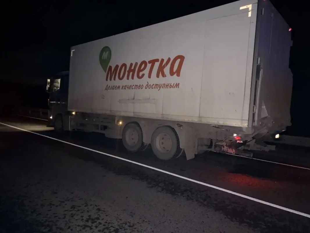 Трагедия на федеральной трассе под Тобольском в Тюменской области унесла жизни семерых человек Трагедия на федеральной трассе под Тобольском в Тюменской области унесла жизни семерых человек