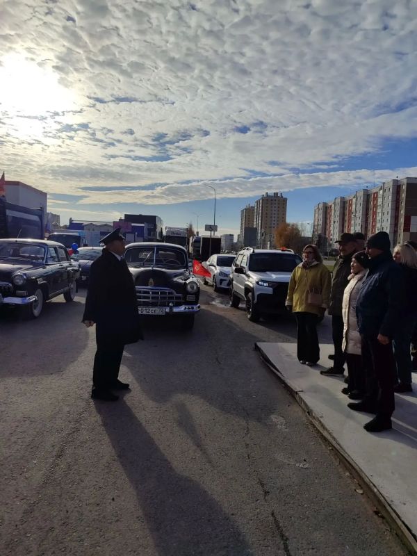 Сегодня улицы Тобольска наполнились сигналами и улыбками — Союз автотранспортников города провёл праздничный автопробег в преддверии Дня автомобилиста! Сегодня улицы Тобольска наполнились сигналами и улыбками — Союз автотранспортников города провёл праздничный автопробег в преддверии Дня автомобилиста!