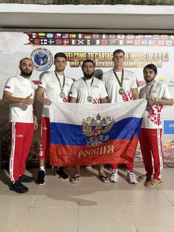 Руслан Кухарук: Югорские спортсмены взяли золото и серебро на Чемпионате мира по кикбоксингу!