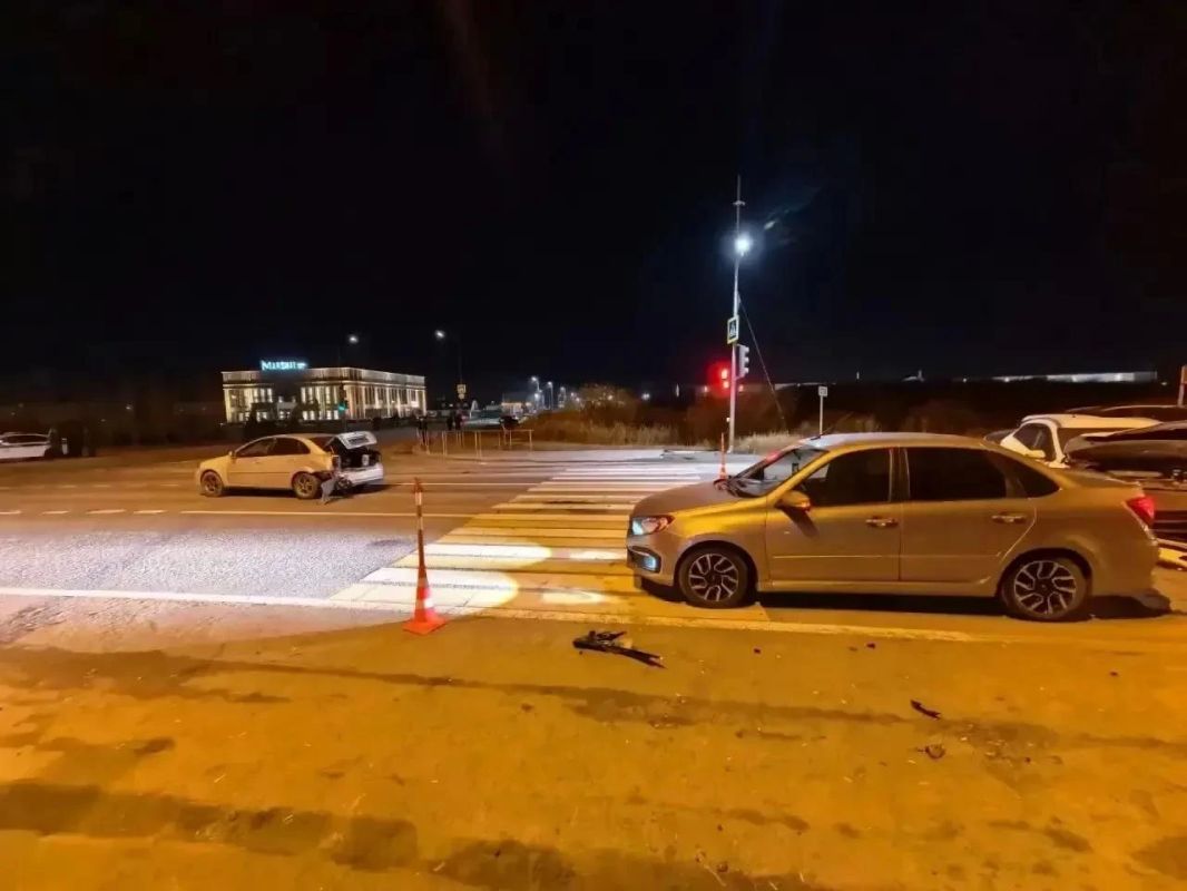 Женщина разбила шесть машин в Тюмени Женщина разбила шесть машин в Тюмени