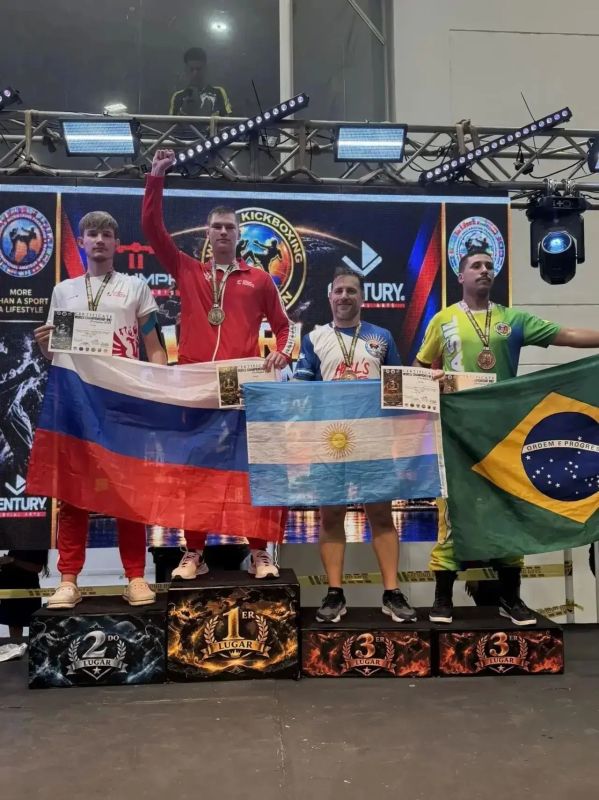 Руслан Кухарук: Югорские спортсмены взяли золото и серебро на Чемпионате мира по кикбоксингу! Руслан Кухарук: Югорские спортсмены взяли золото и серебро на Чемпионате мира по кикбоксингу!