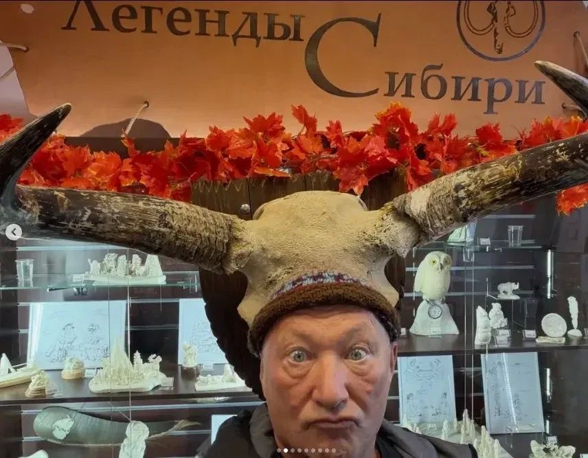 По Тюмени прогулялся известный артист: фото Юрий Гальцев поделился в сети По Тюмени прогулялся известный артист: фото Юрий Гальцев поделился в сети
