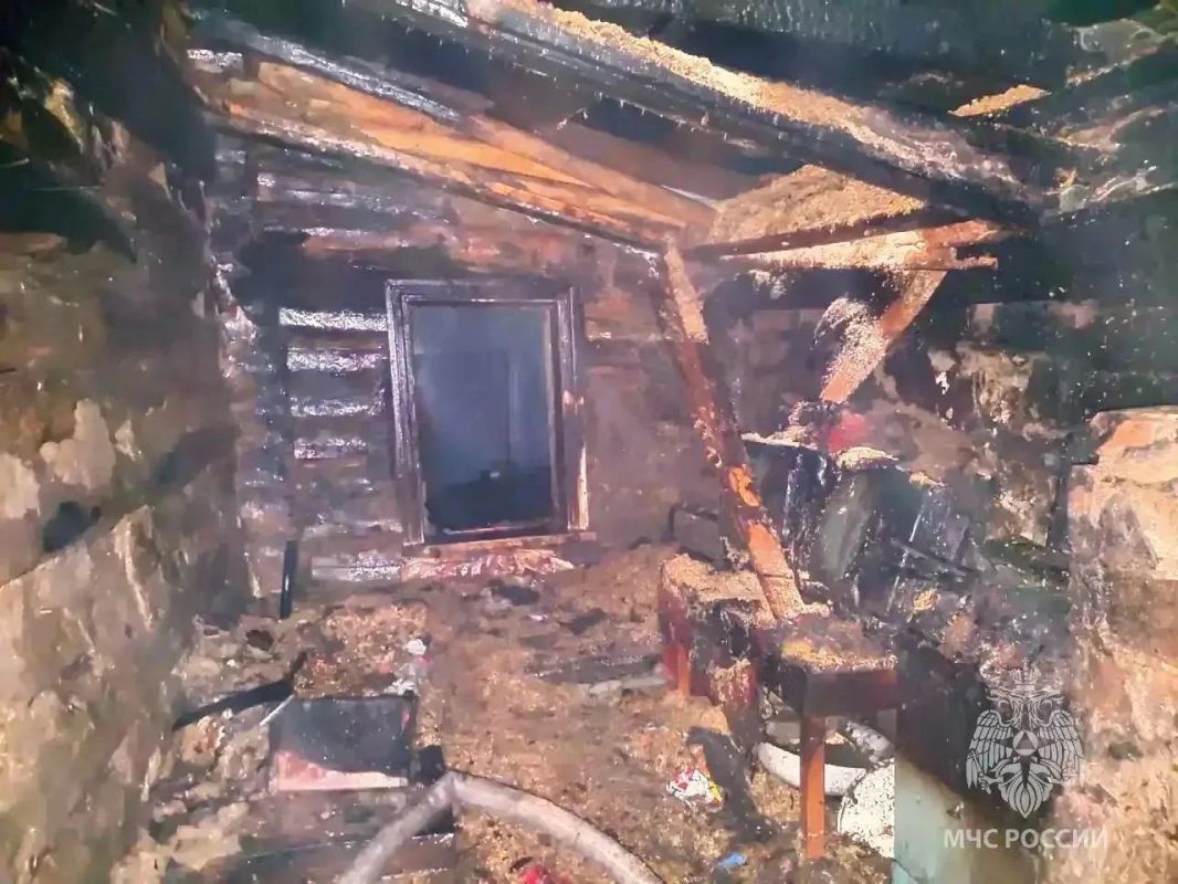 В Казанском районе обнаружено тело человека: он сгорел в частном доме В Казанском районе обнаружено тело человека: он сгорел в частном доме