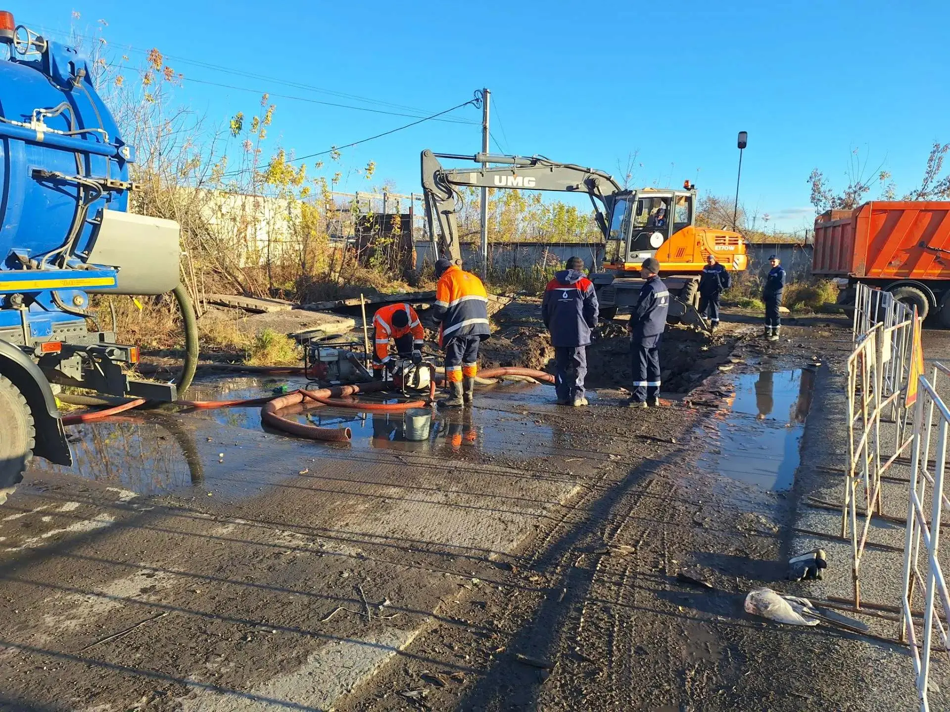 Специалисты «Росводоканал Тюмень» проводят восстановительные работы в районе улице Харьковской