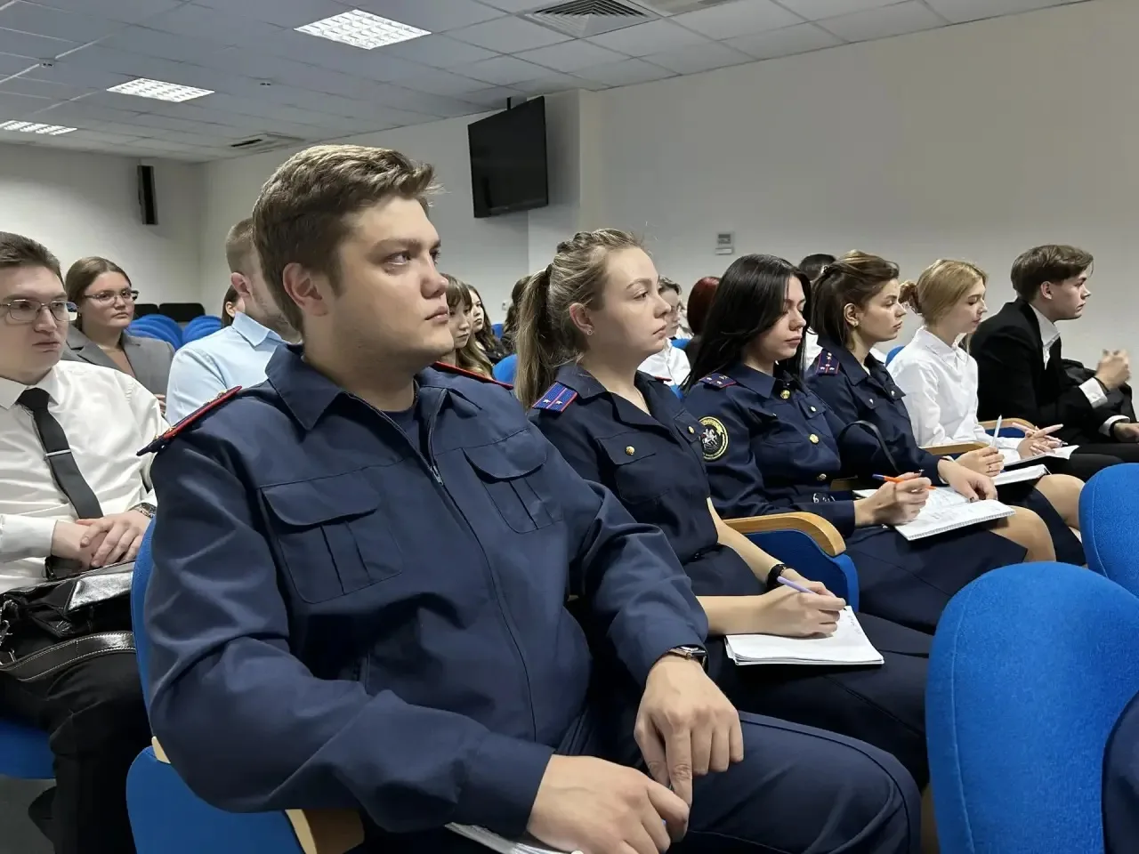 В следственном управлении состоялось учебное занятие для молодых следователей